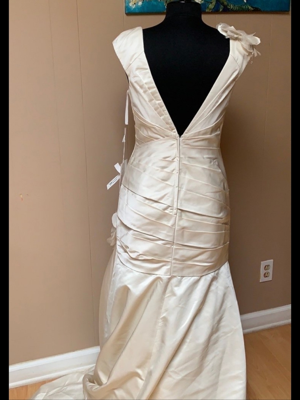 Watters Egg Shell Floral-Applique V-Neck Wedding Dress - Picture 7 of 12